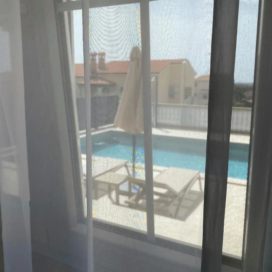 Apartment Komljenovic Pola