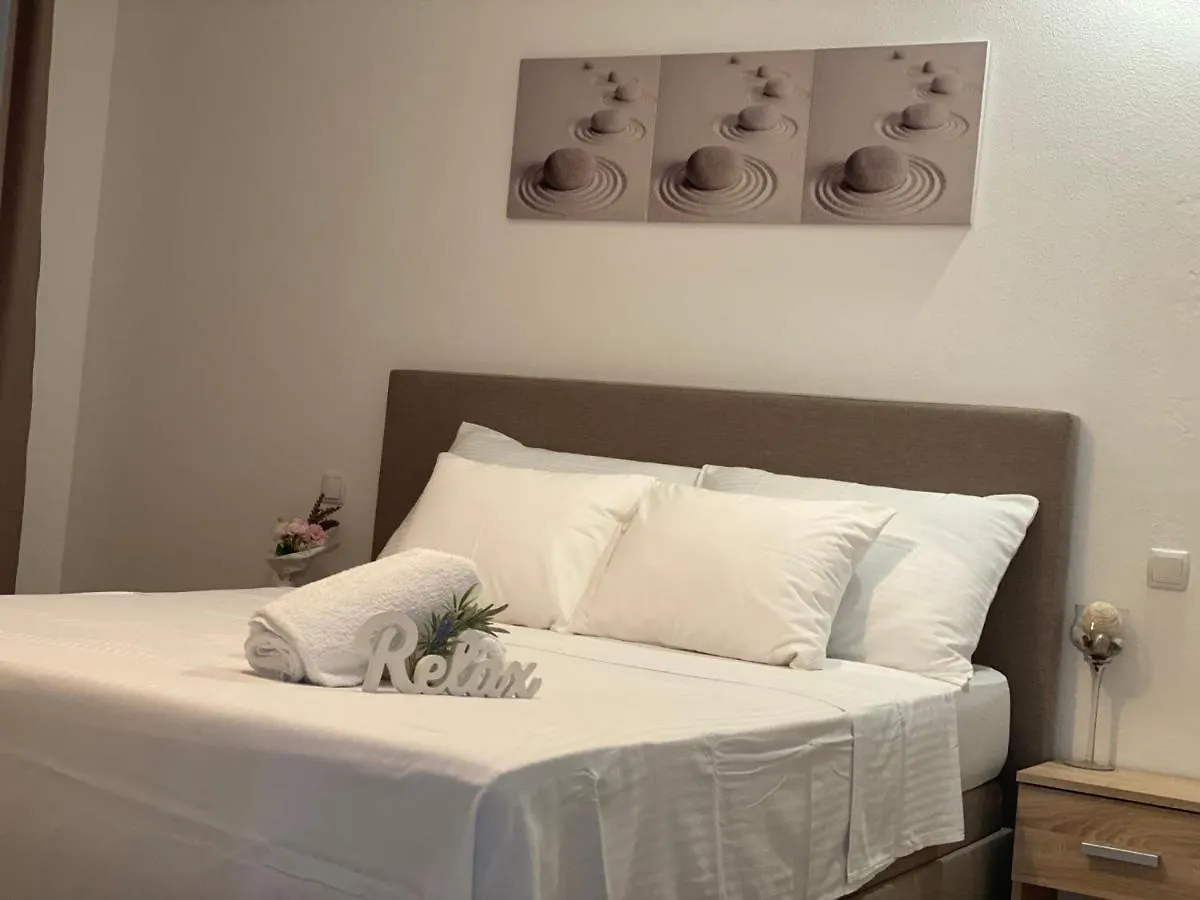 Apartment Komljenovic Pola