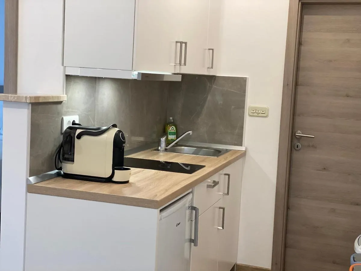 Apartment Komljenovic Pola Croazia