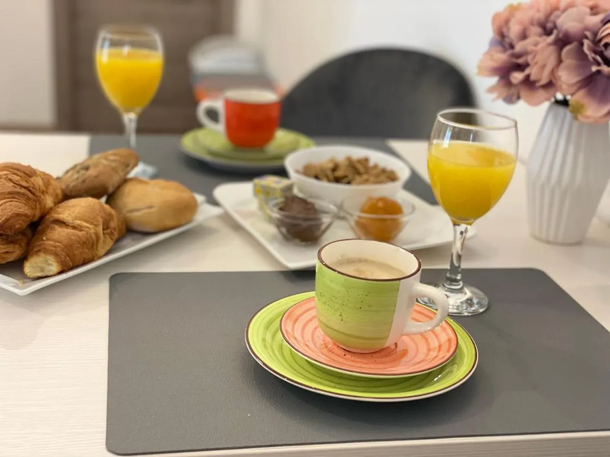 Apartment Komljenovic Pola