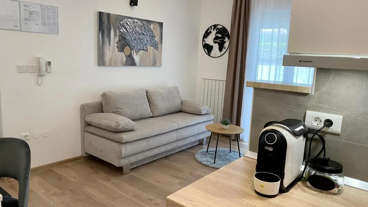 Apartment Komljenovic Pula 0*,