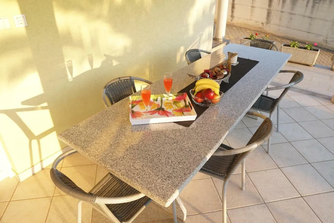 Apartment Komljenovic Pola
