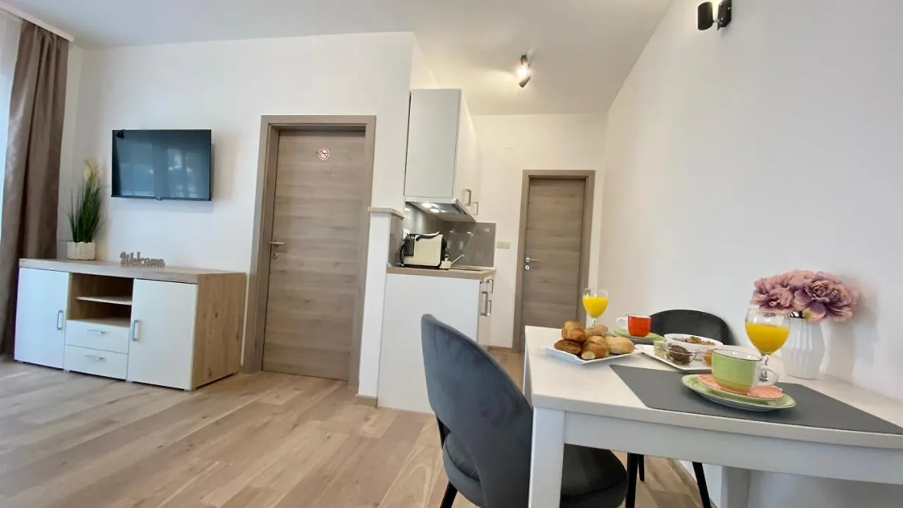 Apartment Komljenovic Пула Хорватия
